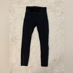 Sz 4 Lululemon Leggings Swift Speed 25” Gently Used Black